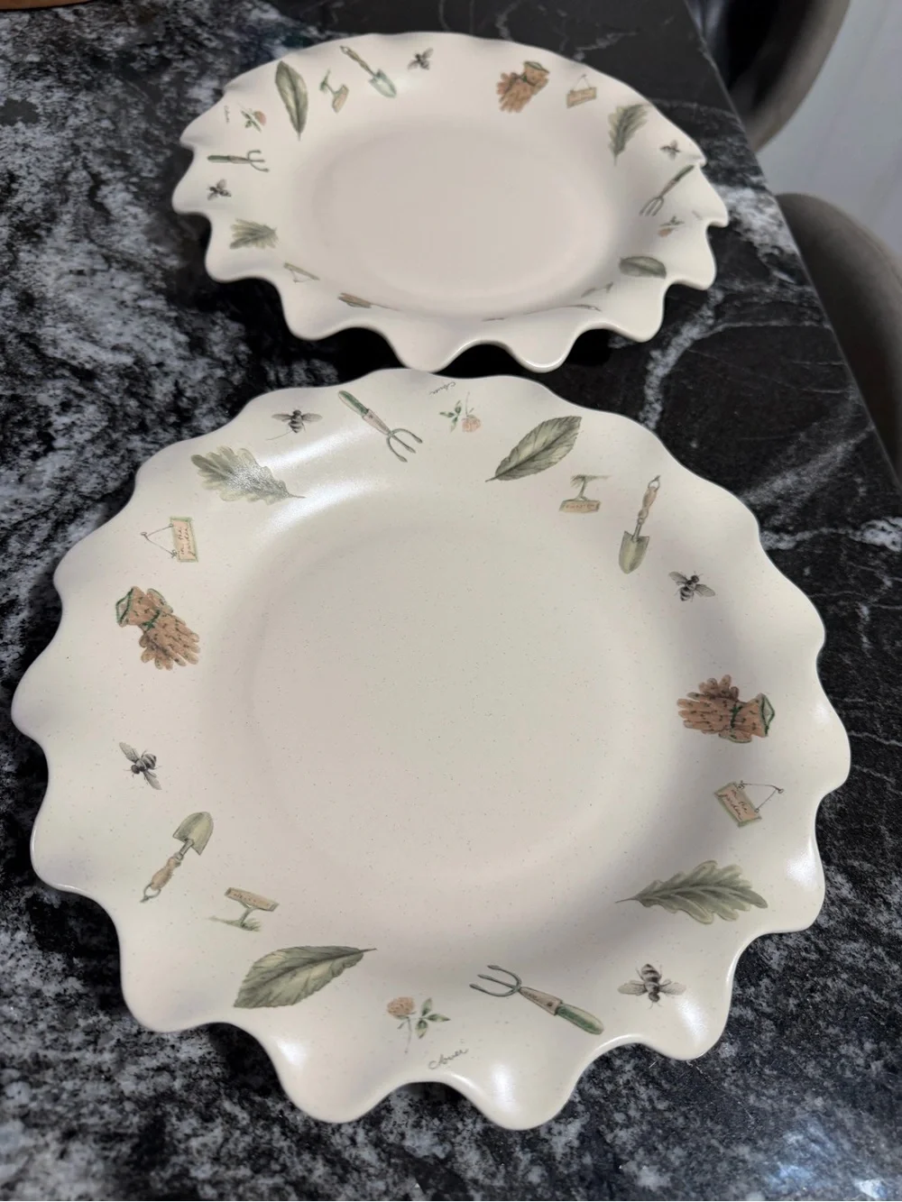 Vintage Pfaltzgraff Naturewood stoneware dinner plates